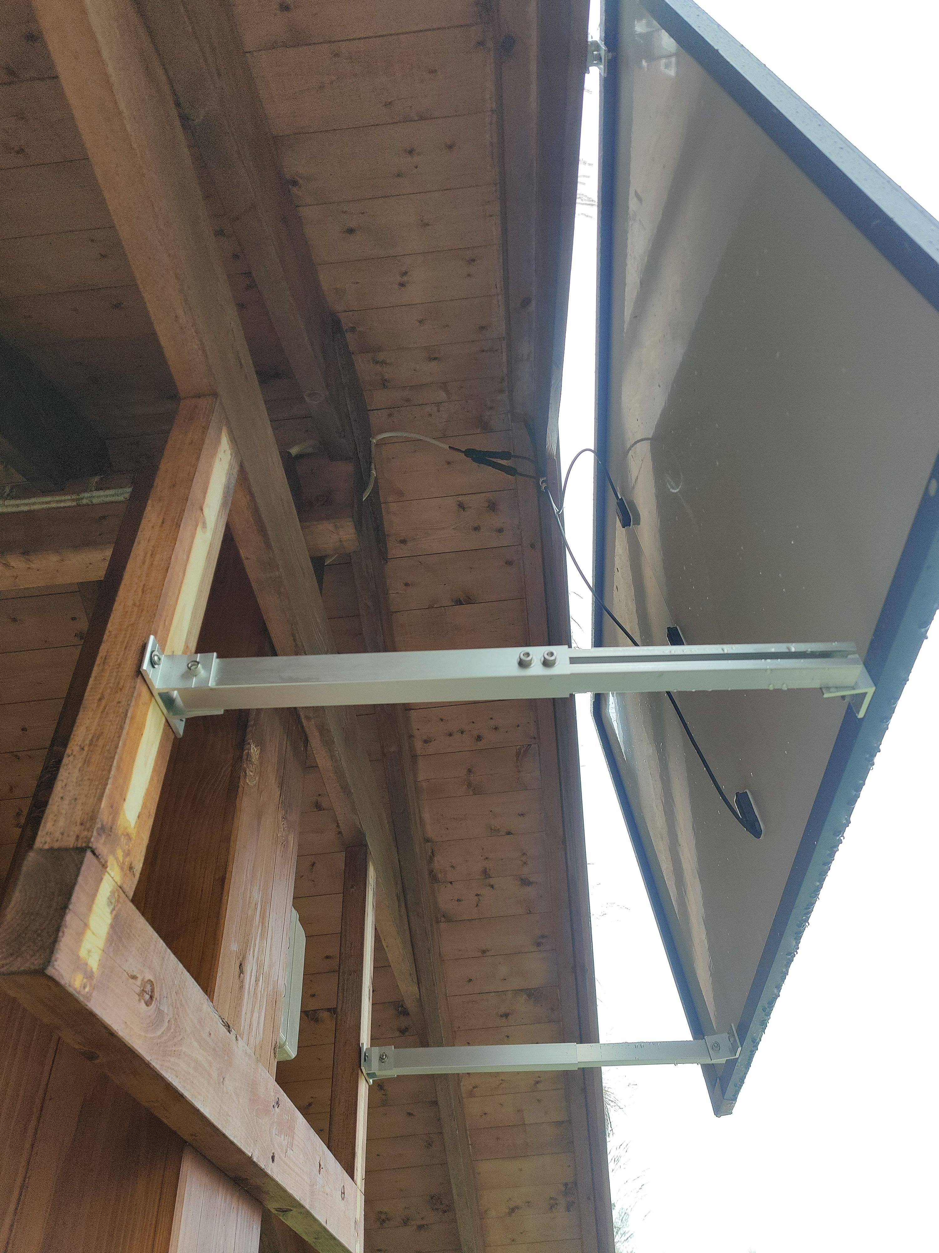 Festebrakett Vinkel FHS200 - Justerbar fot, møne